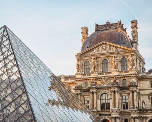 louvre-pyramid-building-paris